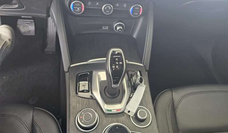 
								ALFA ROMEO STELVIO 2.2 MJT 190CV SUPER full									