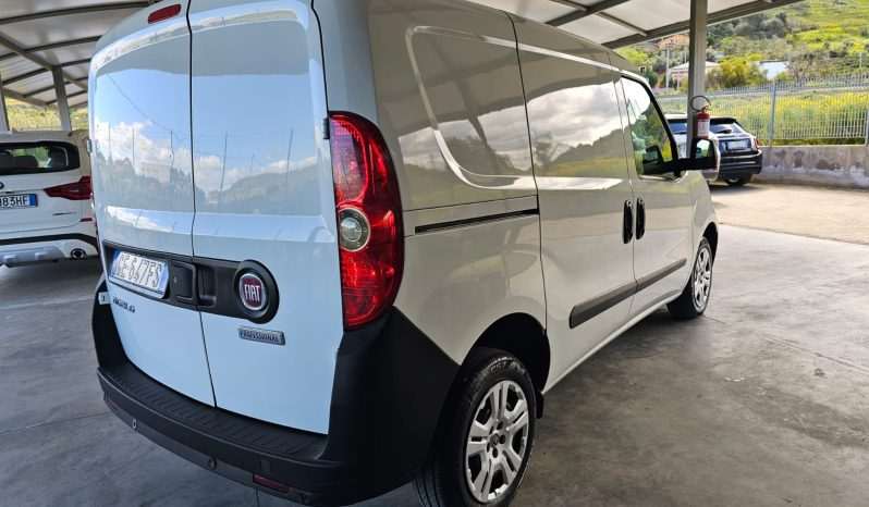 
								FIAT DOBLO’ 1.6 MJT 105CV 3 POSTI 2021 full									