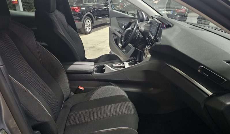 
								PEUGEOT 3008 1.5HDI 130CV ACTIVE 2021 full									