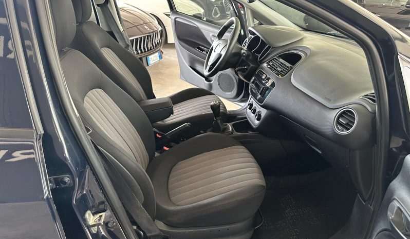 
								FIAT PUNTO 1.3 MJT 95CV 07/2018 full									