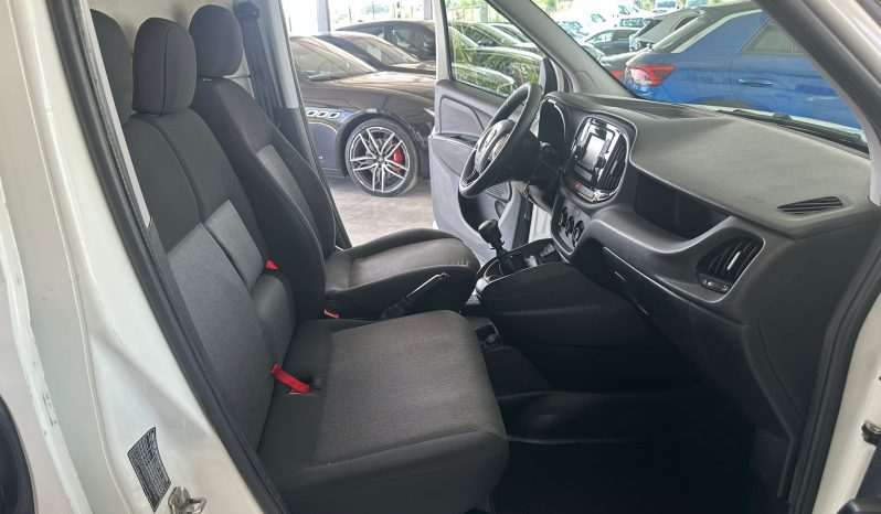 
								FIAT DOBLO’ 1.6 MJT 105CV 3 POSTI 12/2020 full									