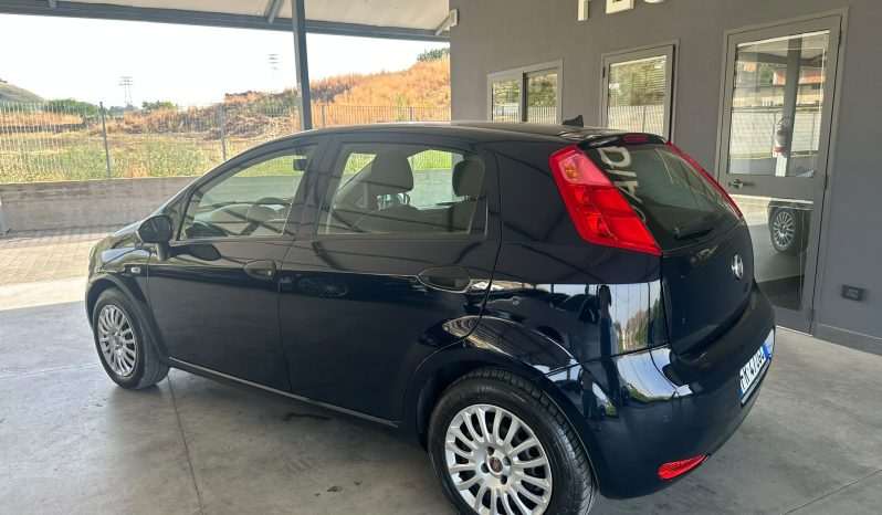 
								FIAT PUNTO 1.3 MJT 95CV 07/2018 full									