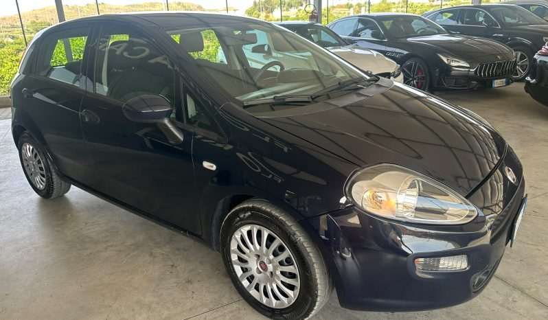 
								FIAT PUNTO 1.3 MJT 95CV 07/2018 full									