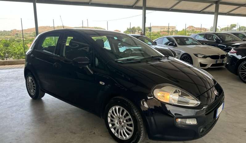 
								FIAT PUNTO 1.3 MJT 95CV 07/2018 full									