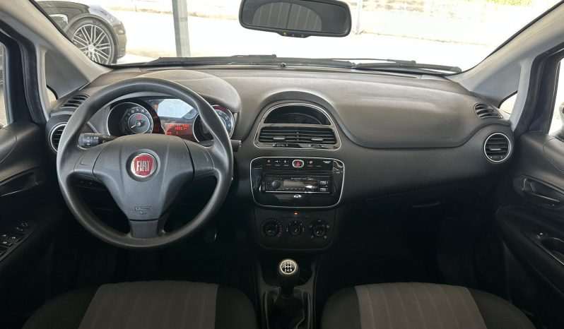 
								FIAT PUNTO 1.3 MJT 95CV 07/2018 full									
