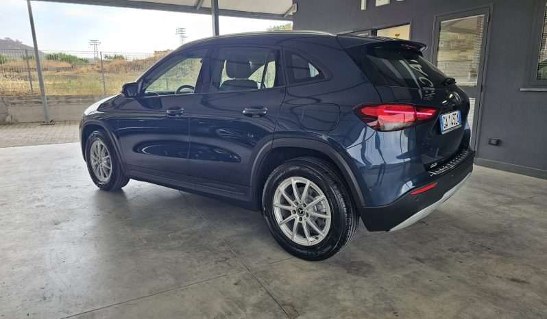 
								MERCEDES GLA 180 MERCEDES CDI BUSINESS 09/2020 full									