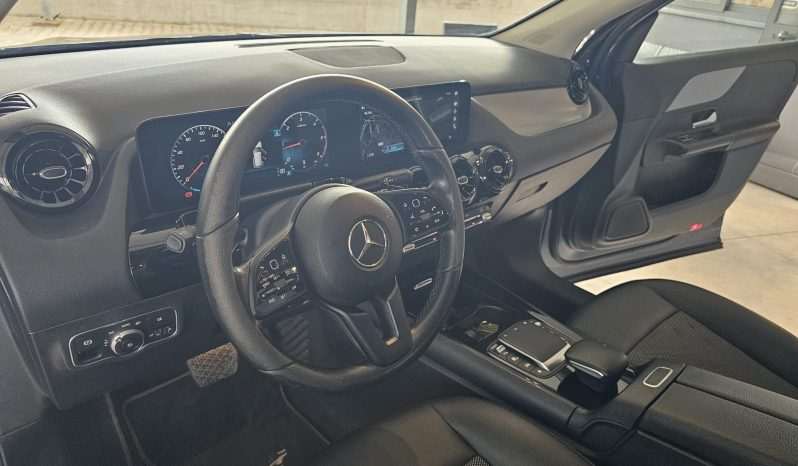 
								MERCEDES GLA 180 MERCEDES CDI BUSINESS 09/2020 full									