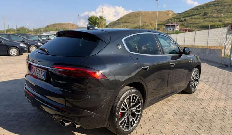 
								MASERATI GRECALE 2.0 MHEV GT 300CV full									