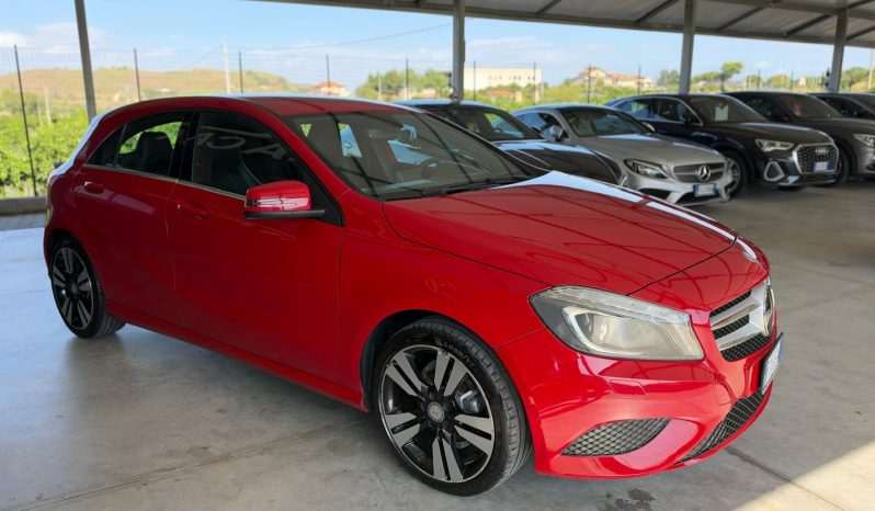 
								MERCEDES A 180 CDI SPORT 110CV full									