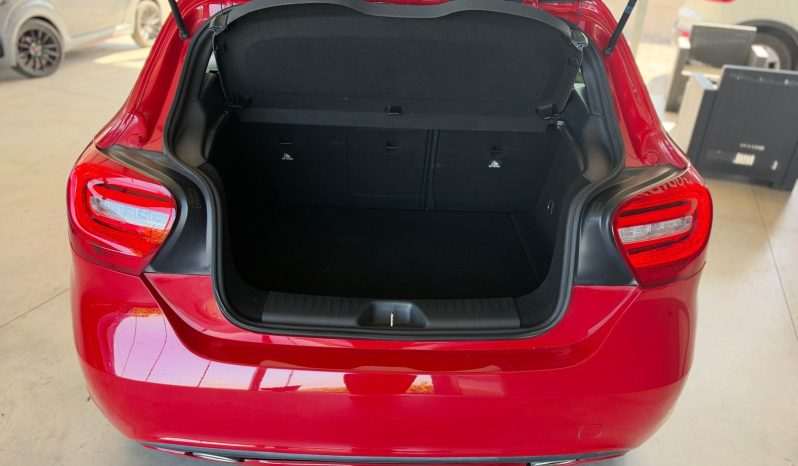 
								MERCEDES A 180 CDI SPORT 110CV full									