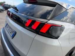 
										PEUGEOT 3008 1.5 HDI 130CV ALLURE full									
