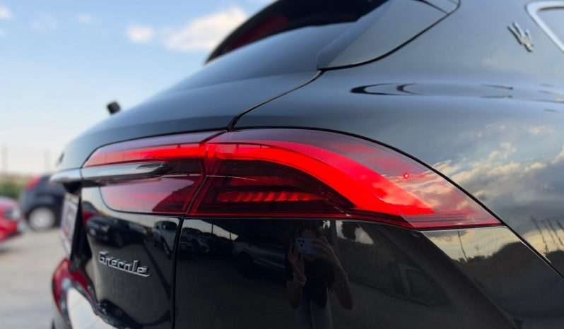 
								MASERATI GRECALE 2.0 MHEV GT 300CV full									