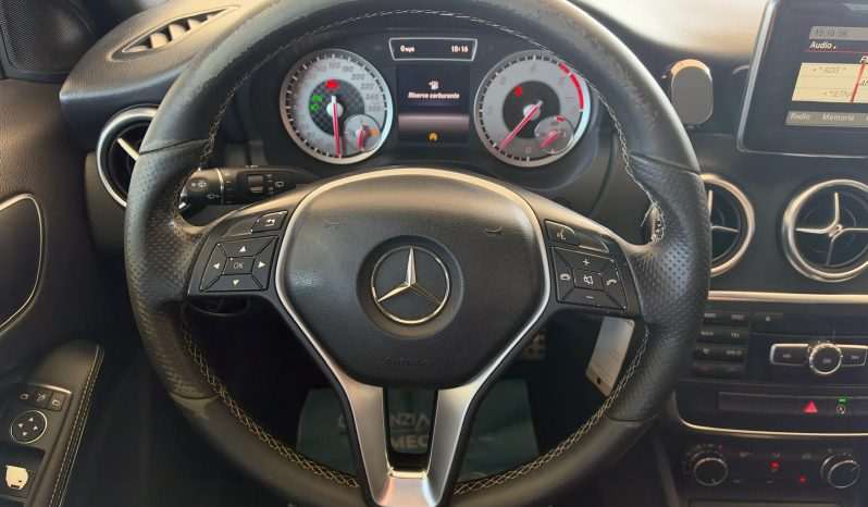 
								MERCEDES A 180 CDI SPORT 110CV full									