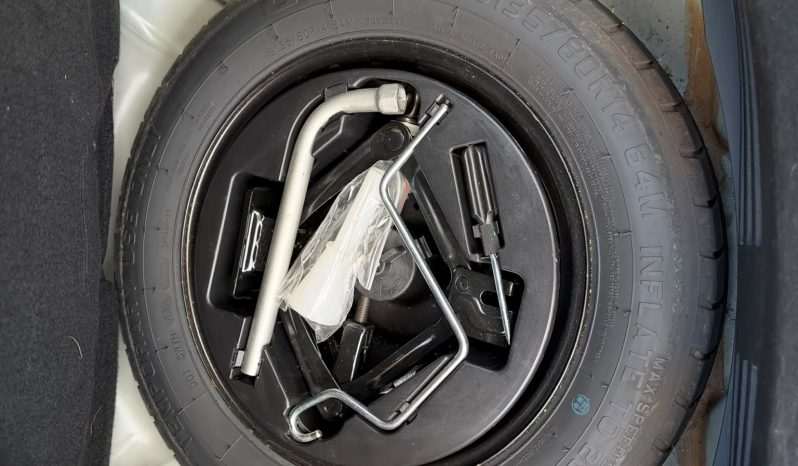 
								LANCIA YPSILON 1.0 FIREFLY 70CV HYBRID full									