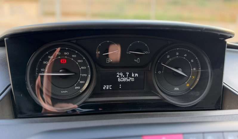 
								LANCIA YPSILON 1.0 FIREFLY 70CV HYBRID full									
